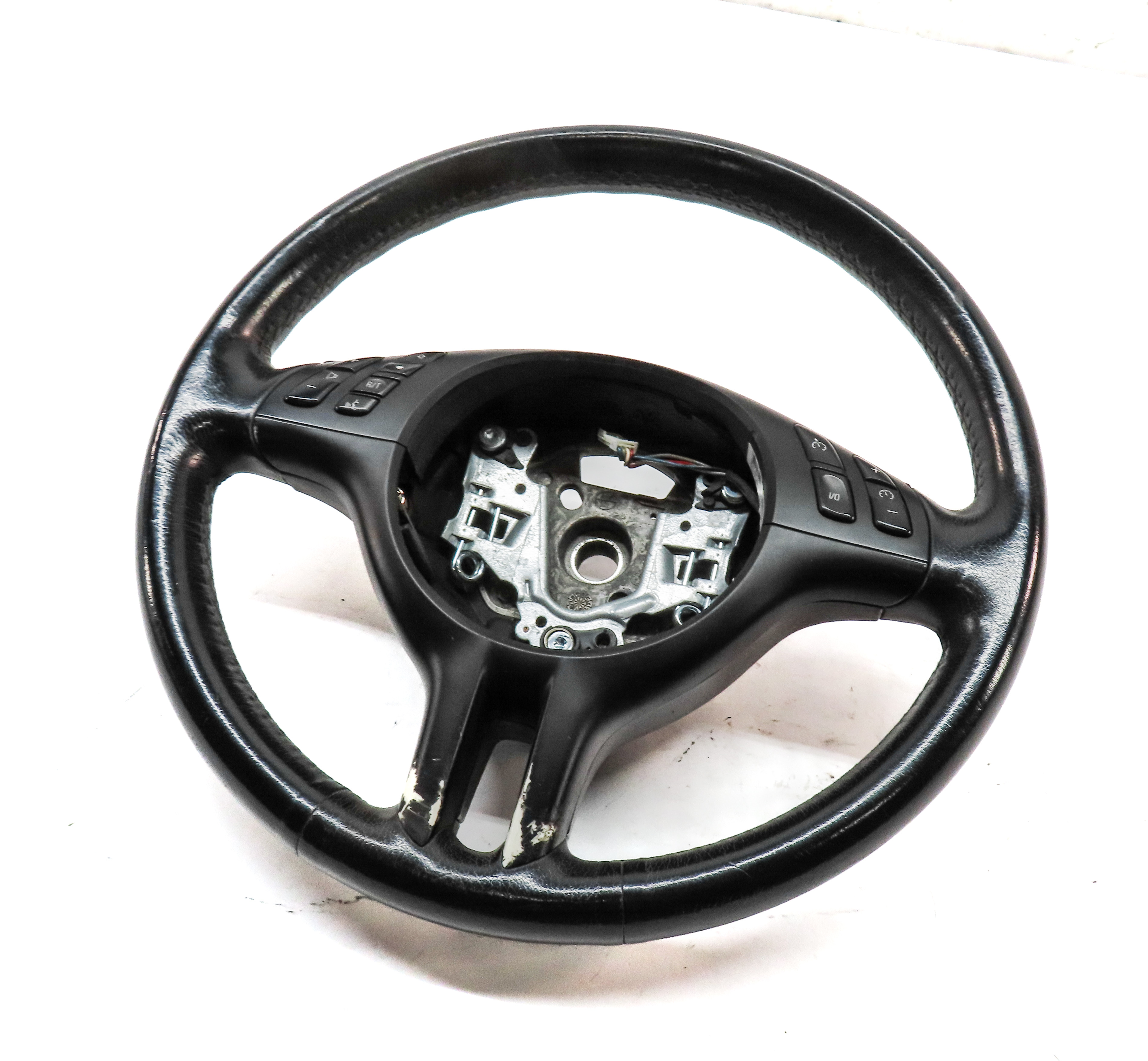 01-06 BMW 3 SERIES (E46) 3 SPOKE SPORT STEERING WHEEL w/ SWITCH BUTTONS (BLACK) — exact item pictured
